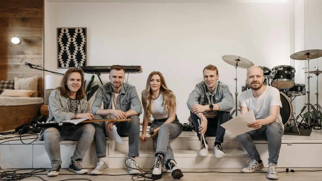 christian music songs and band