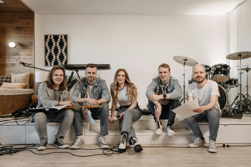 christian music songs and band