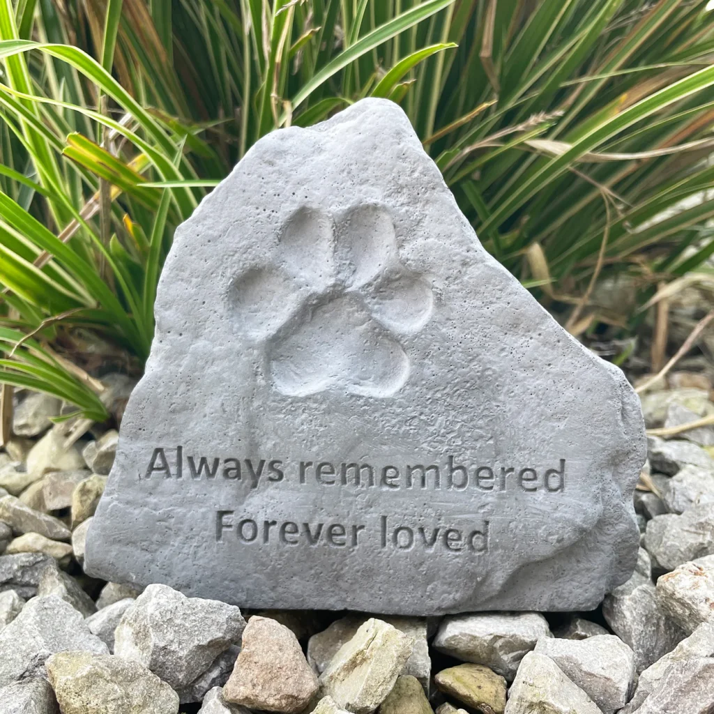 Cat Memorials For The Garden