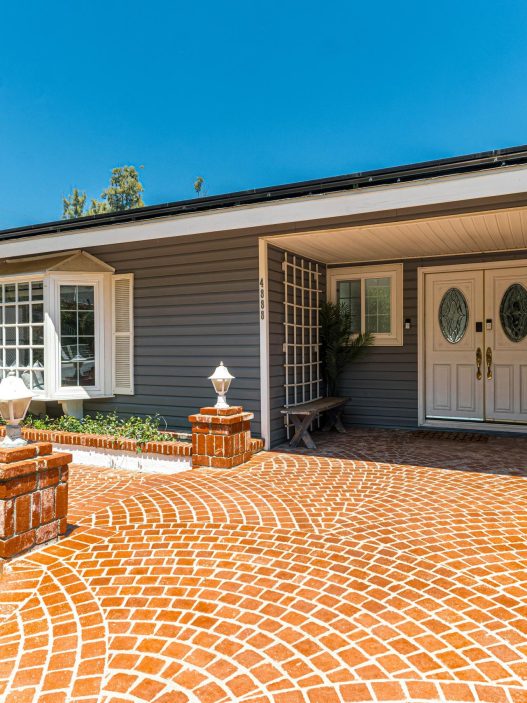 front door walkway ideas