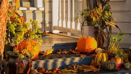 fall porch decor