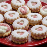 valentines linzer cookies