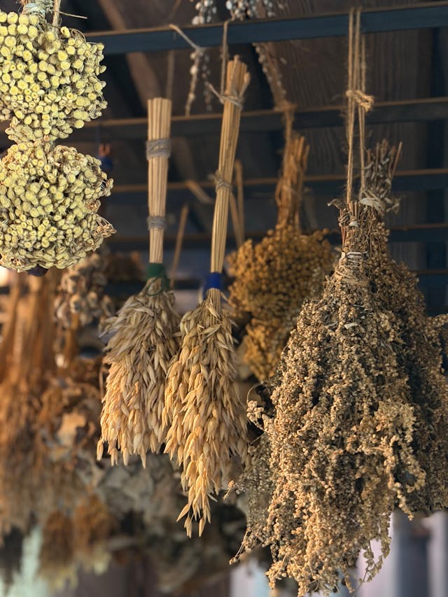 dried herb bundles Farmstand Ideas To Sell