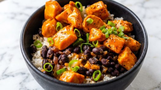 one pan chicken buffalo rice bowl