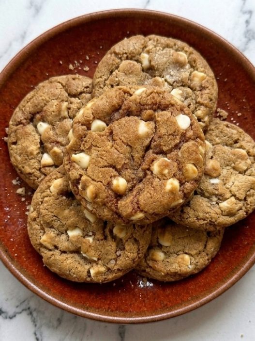 White Chocolate Gingerbread Cookies recipe